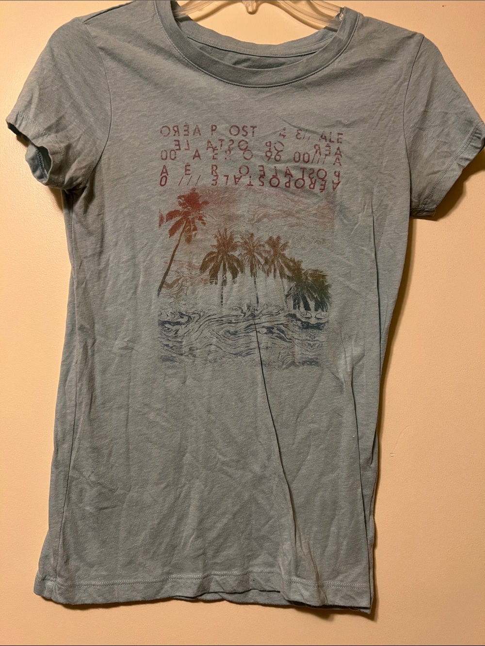 Free State Women’s Light Blue Graphic Tropical Tee M
